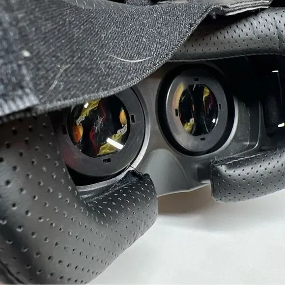 Virtual Reality 2nd Gen VR Box 3D Glasses Android Iphone No gaming system needed - Picture 6 of 7